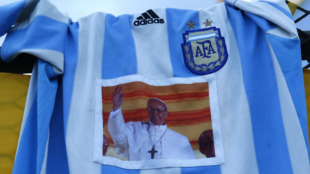 Messi, Maradona y el otro ídolo argentino: El Papa Francisco