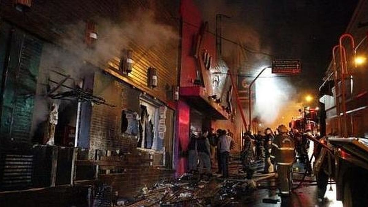 Incendio en una discoteca en Brasil: Zero Hora.
