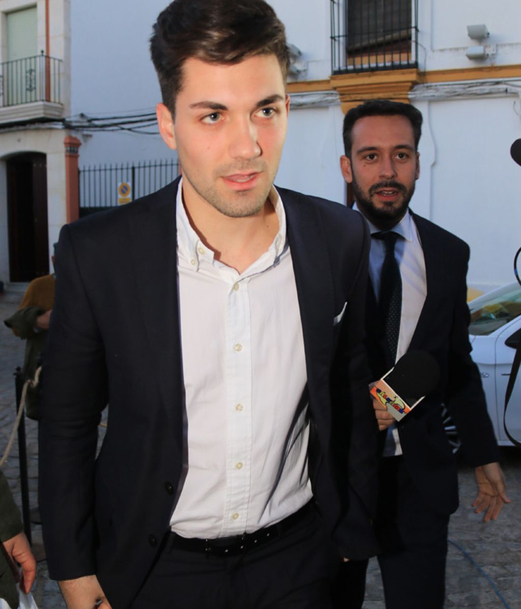 Isabel Pantoja acudió a la celebración, pero no al bautizo de la pequeña Ana