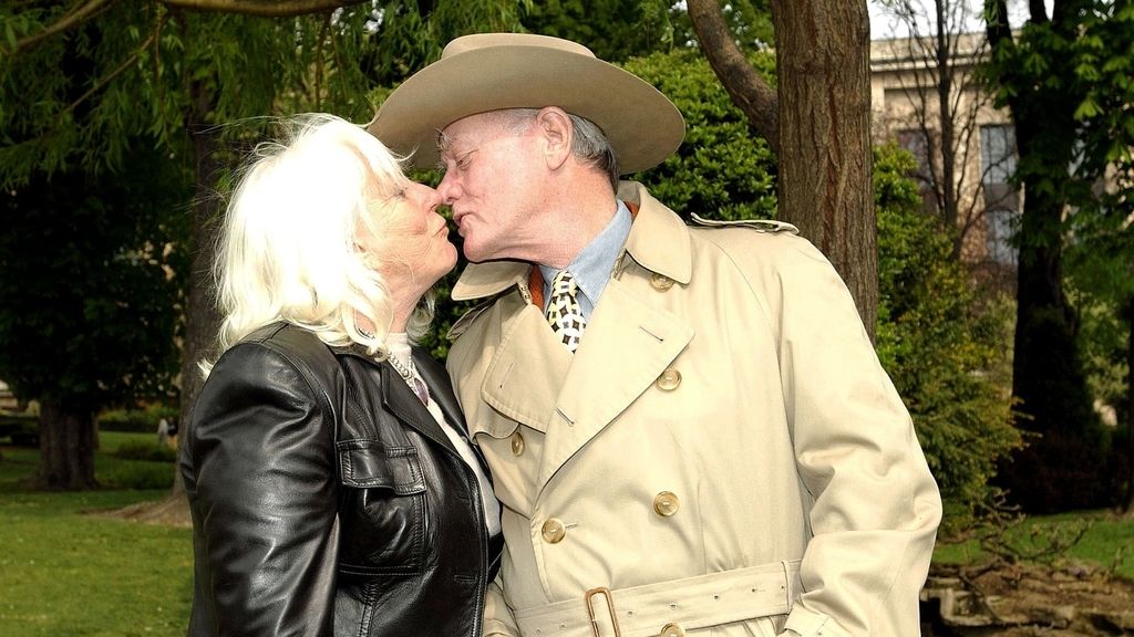 Fallece J.R, el malvado personaje de Dallas