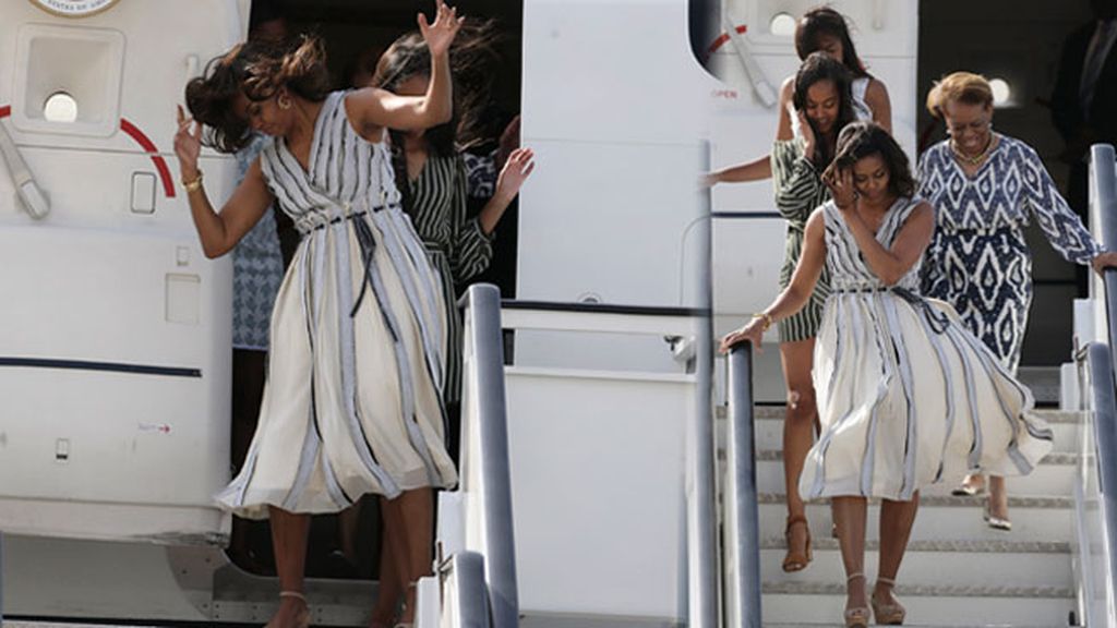 Michelle, Malia, Sasha y Marian en la base de Torrejón de Ardoz