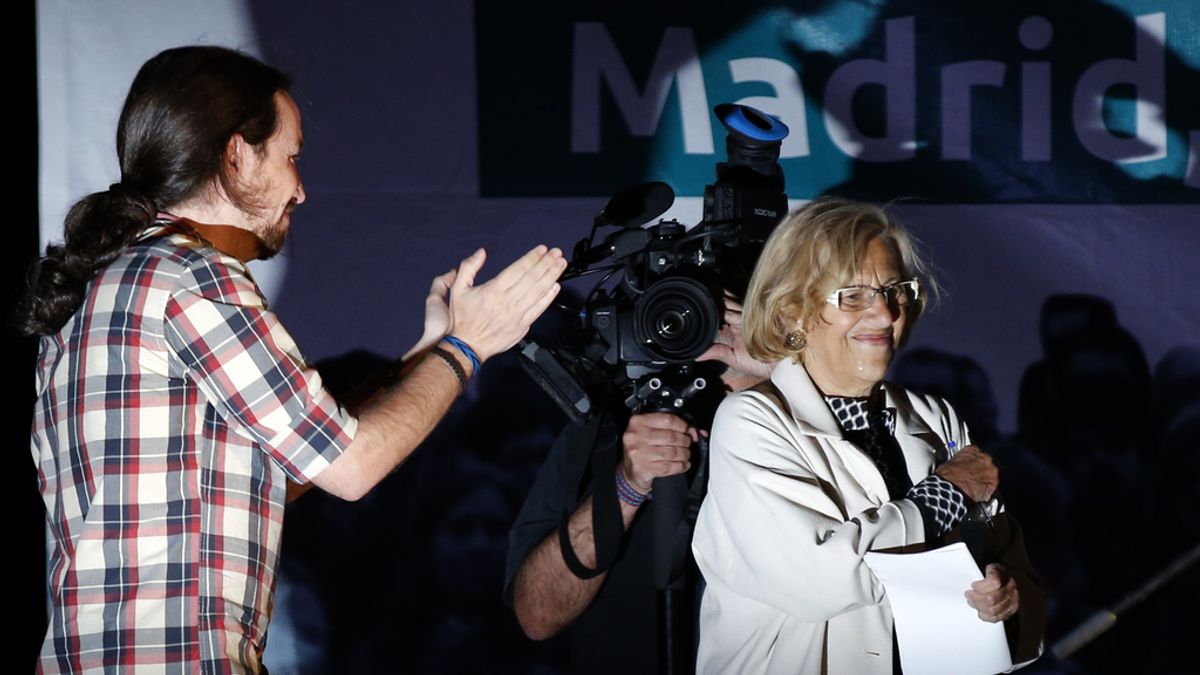 Pablo Iglesias celebra los buenos resultados en Madrid con Manuela  Carmena
