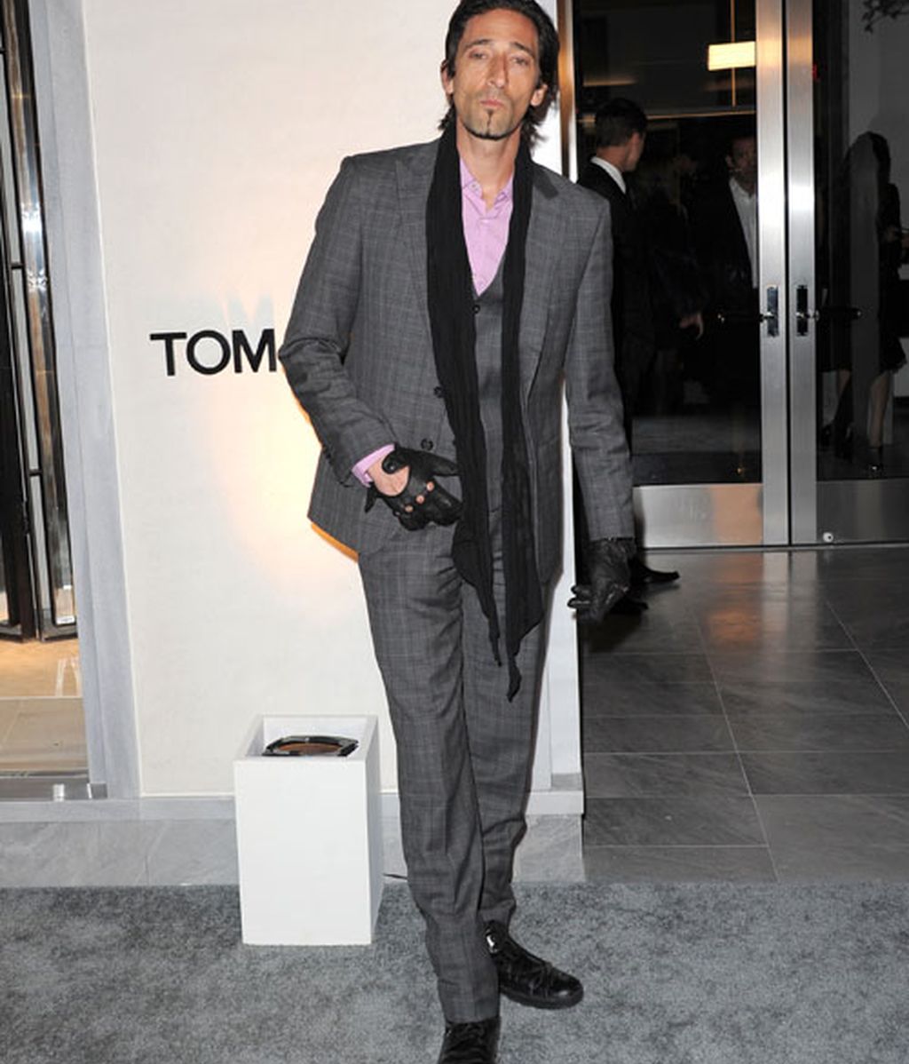 Eva Longoria, brillante en la nueva tienda de Tom Ford