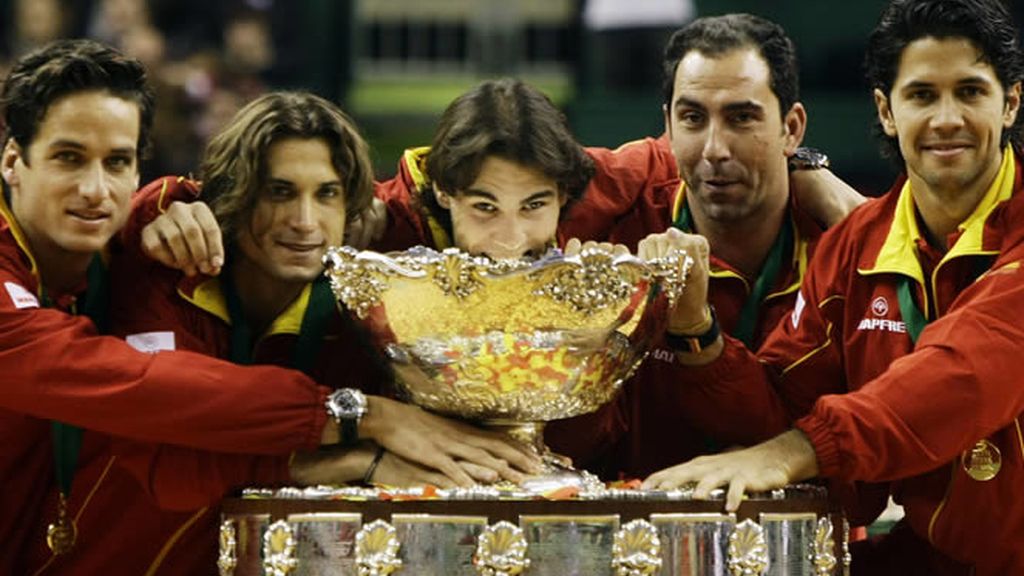 "La roja" arrasa "La roja" arrasa
