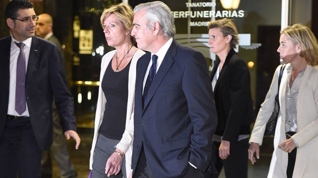 Maria Zurita, Antonio Camuñas con su mujer Maria Escudero y Simoneta Gómez