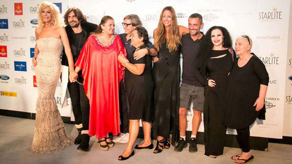 Elena Benarroch triunfó en Marbella rodeada de amigos