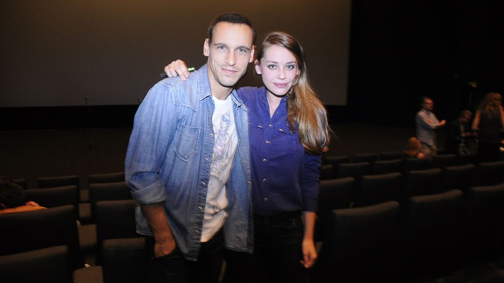 Los actores Ricard Sales y Beatriz Benoit