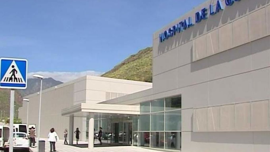 Heridas leves cuatro niñas tras quemarse con los chispazos de una atracción de feria en La Gomera Heridas leves cuatro niñas tras quemarse con los chispazos de una atracción de feria en La Gomera