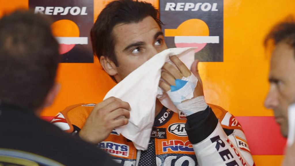 Dani Pedrosa se ha roto la clavícula Dani Pedrosa se ha roto la clavícula