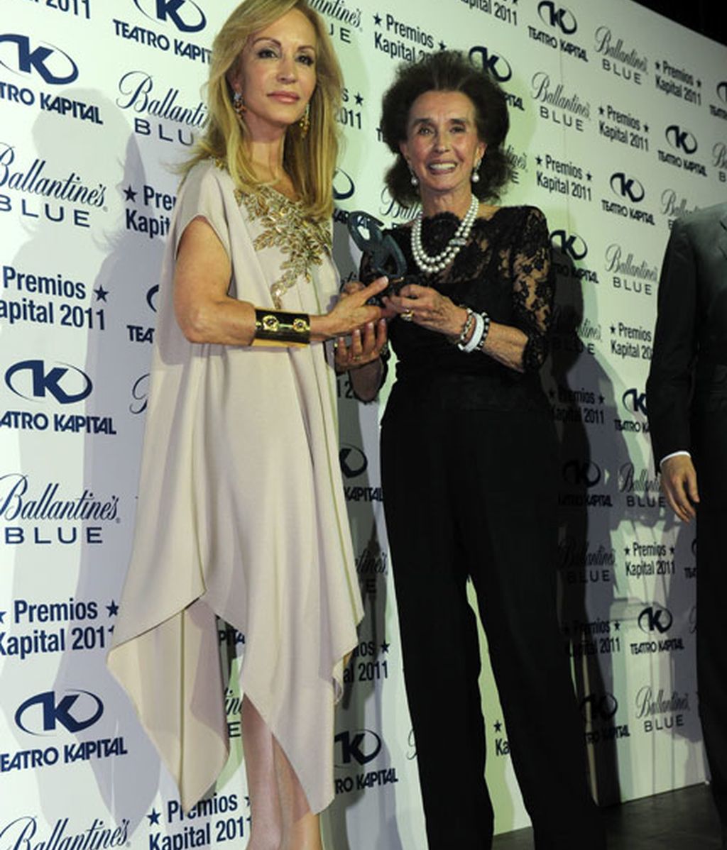 Mario Casas, Carmen Lomana y el cambio radical de Úrsula Corberó