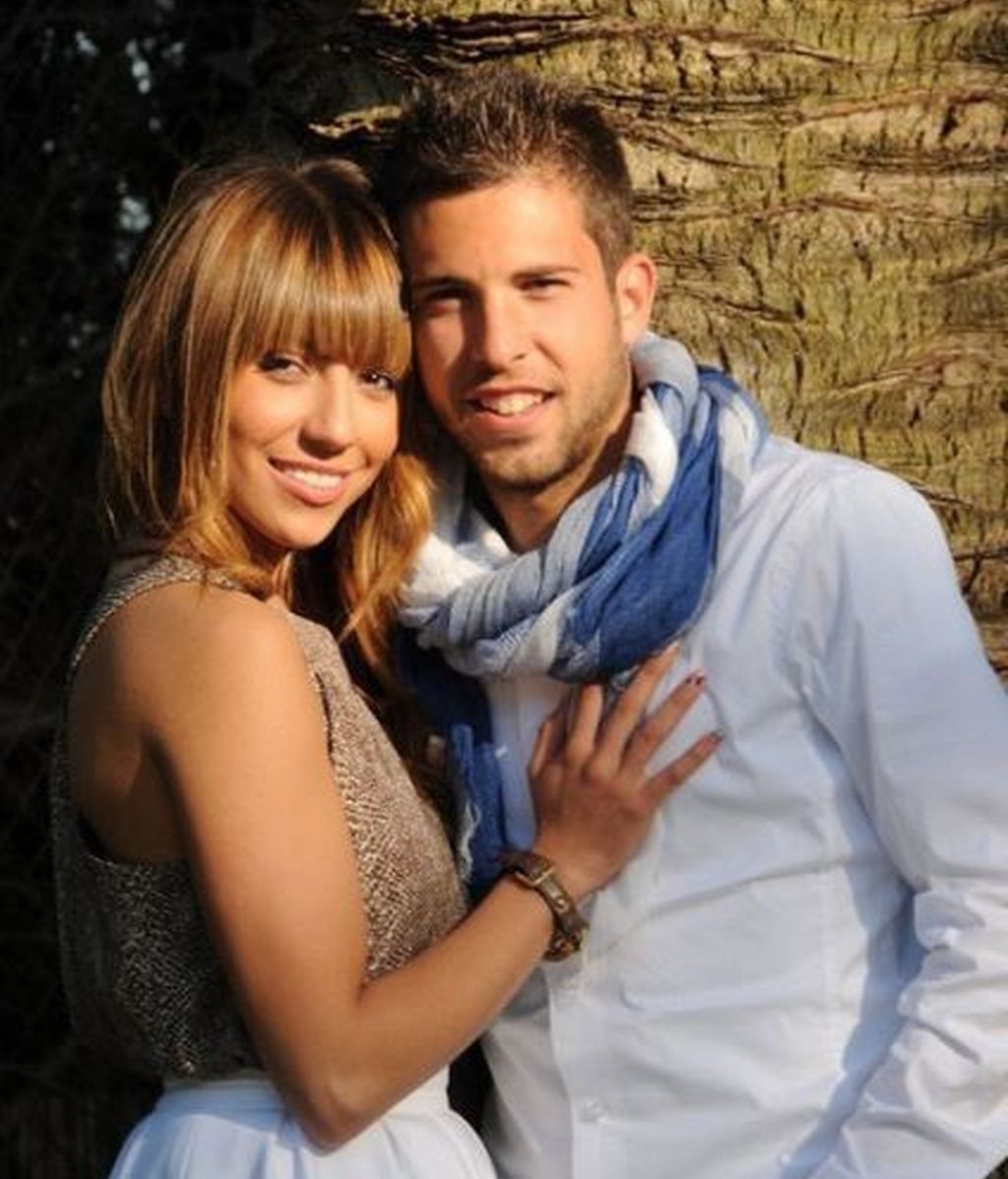 Jordi Alba y novia