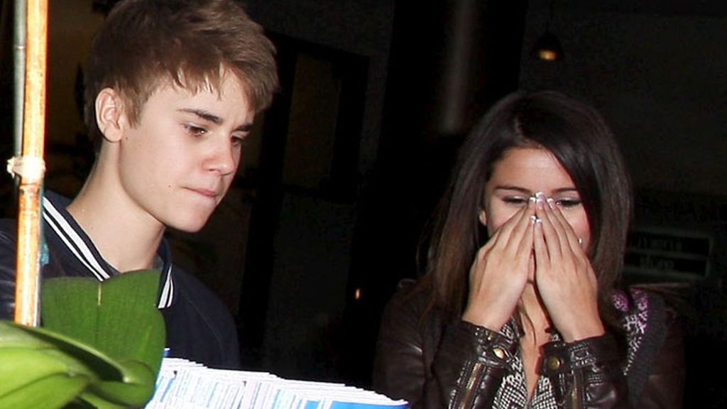 Justin Bieber celebra su 17 cumpleaños junto a Selena Gómez
