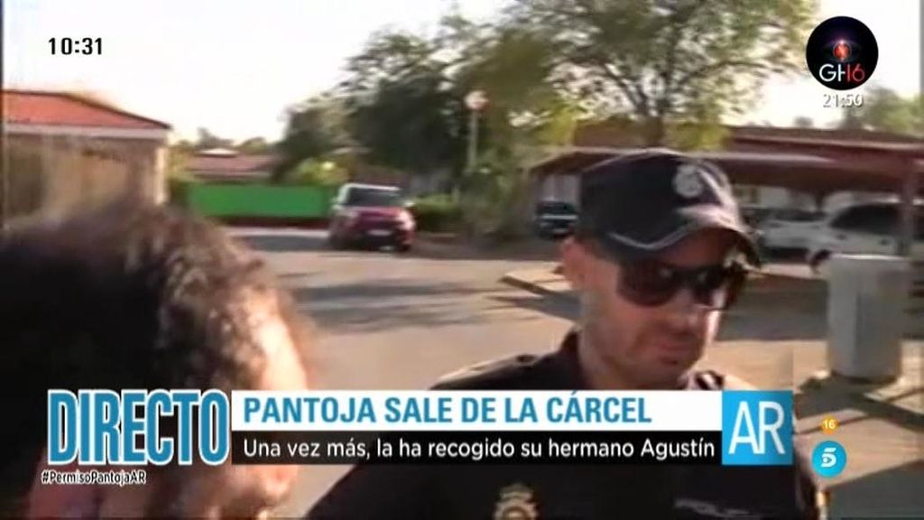 La cantante se mostró más seria que en las anteriores ocasiones