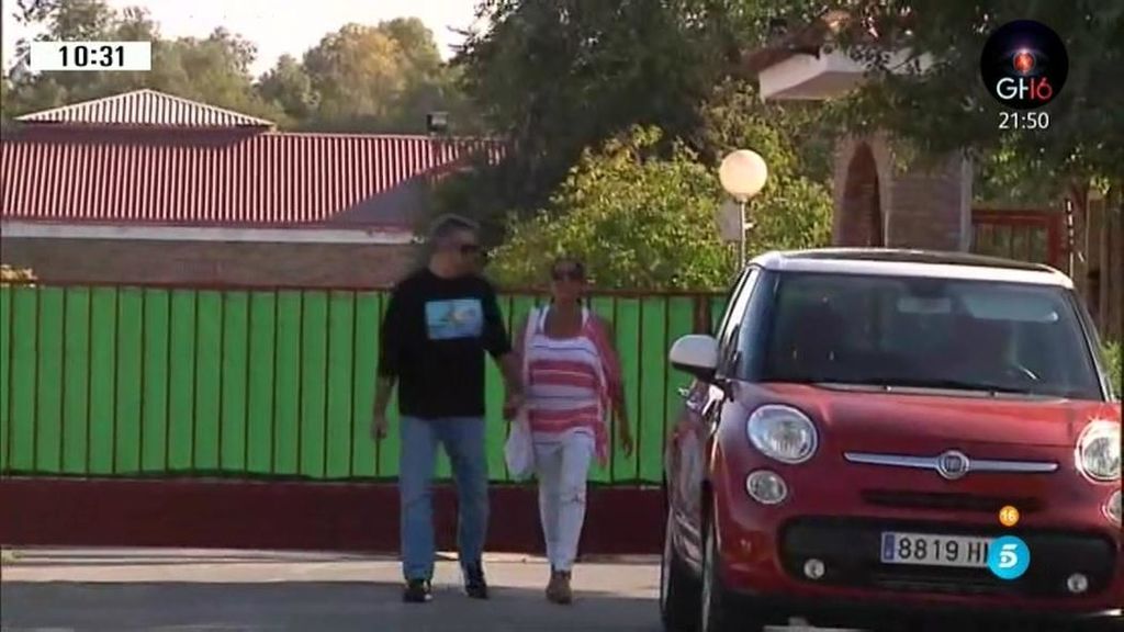 La cantante se mostró más seria que en las anteriores ocasiones