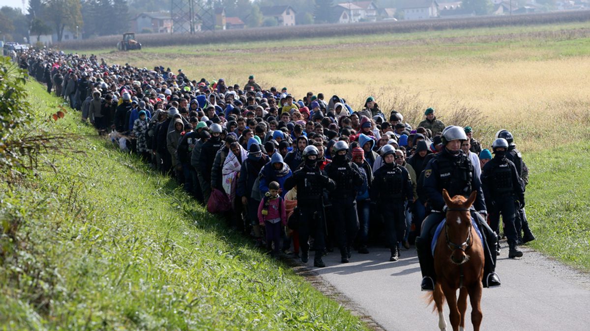 Eslovenia aprueba desplegar al Ejército en la frontera en medio de la crisis migratoria