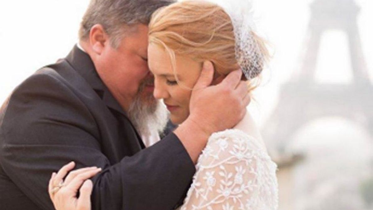 No pudo soportar la alegría y le da un infarto en plena boda de su hija