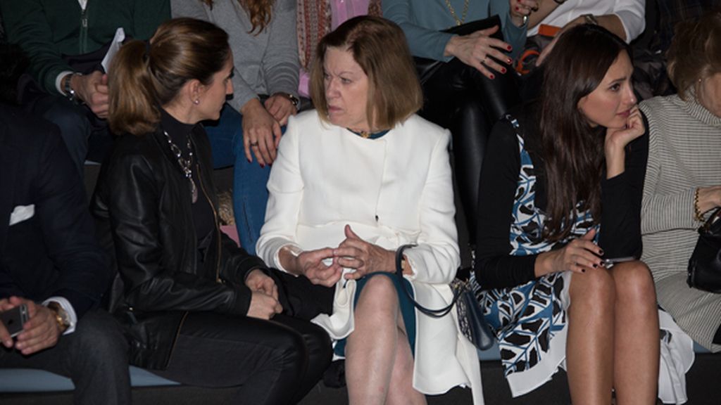 Publico en el desfile Angel Schlesser