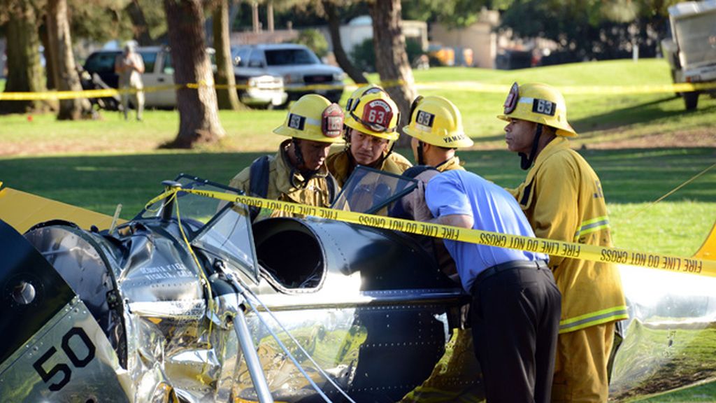 El actor sufre un accidente con una de sus avionetas