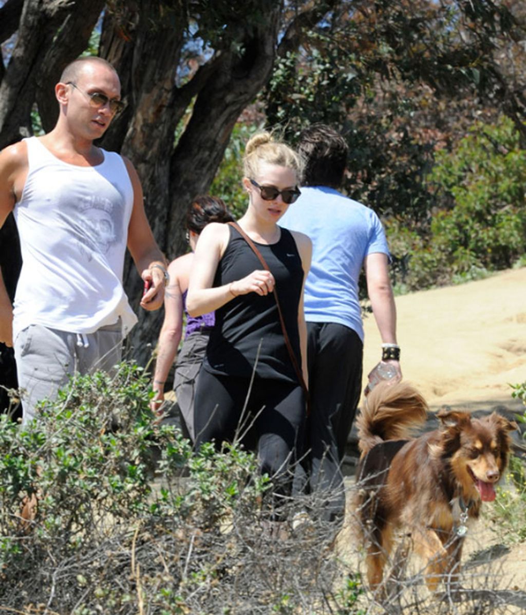 Amanda Seyfried hace deporte con el amor de su vida... su perro Finn