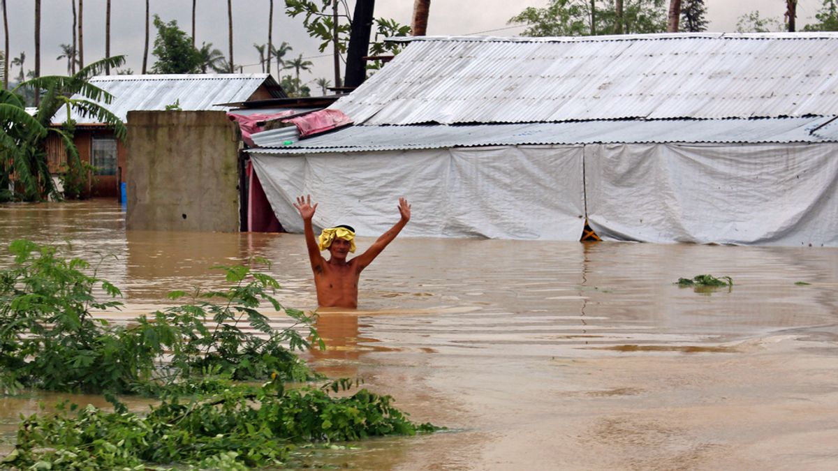 La tormenta tropical 'Seniang' deja 53 muertos a su paso por Filipinas