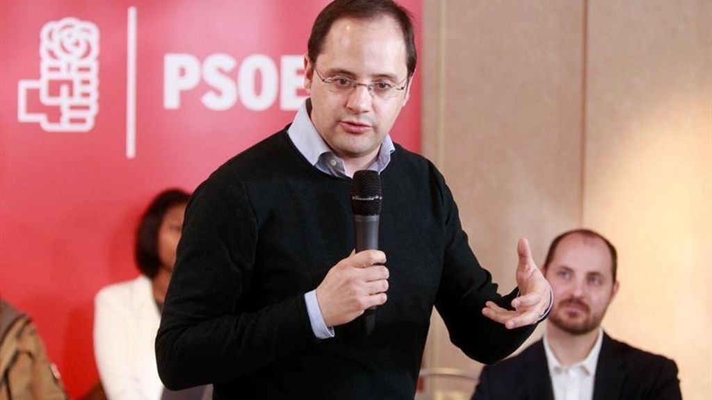 César Luena anima a Podemos a "tomar nota"