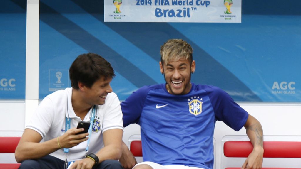 Neymar dio la cara en la derrota de Brasilia