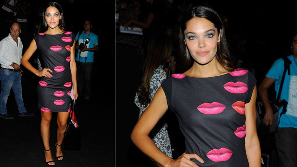 Ana Rujas en el desfile de Desigual