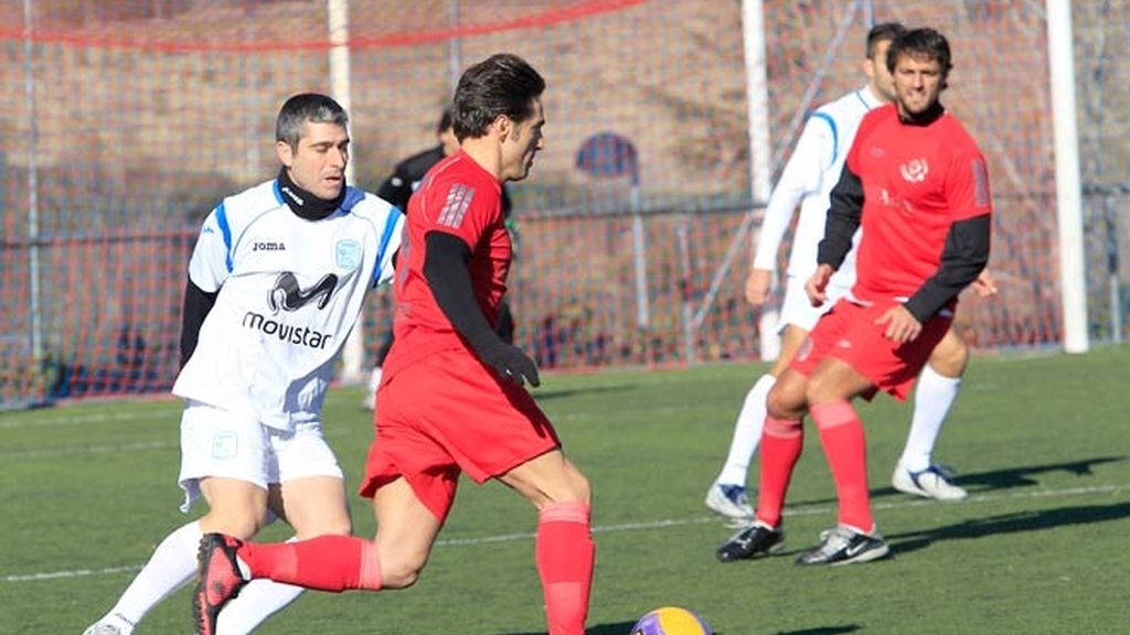 Bustamante, Dani Martín y Gonzalo Miró defienden los mismos colores