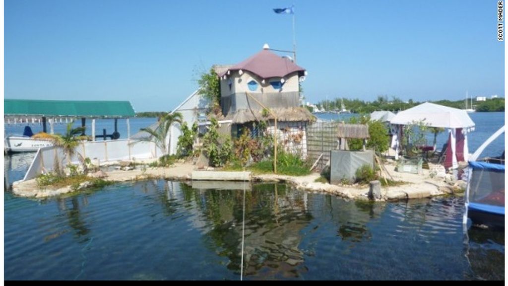 Palacios de basura,espectaculares casas construidas a partir de chatarra