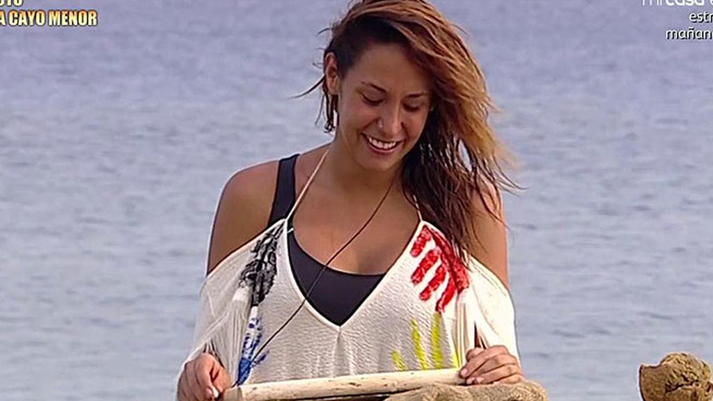 Steisy se atreve con un caftán de fabricación propia