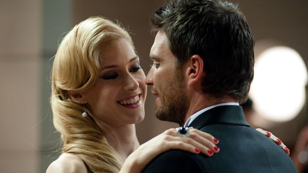 Valientes de esmoquin: Juana y Leo