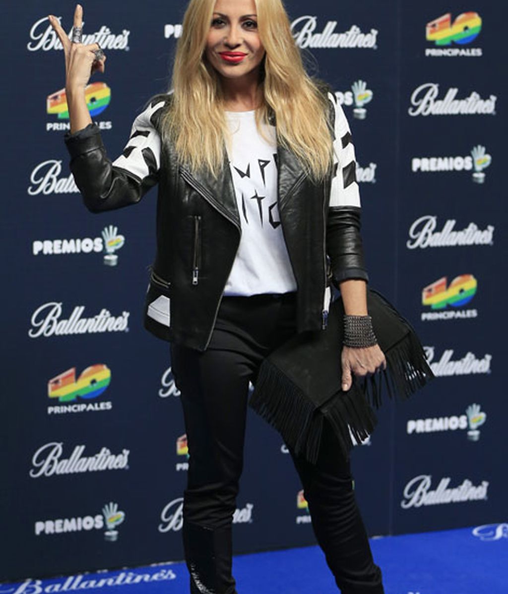 Malú, 'One Direction', Dani Martín... glamour en la alfombra azul de la gala 40 Principales