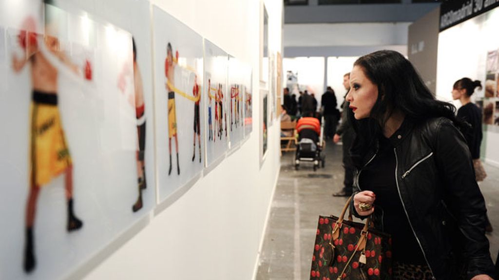 Eva González, Cayetano Rivera y otros famosos visitan ARCO