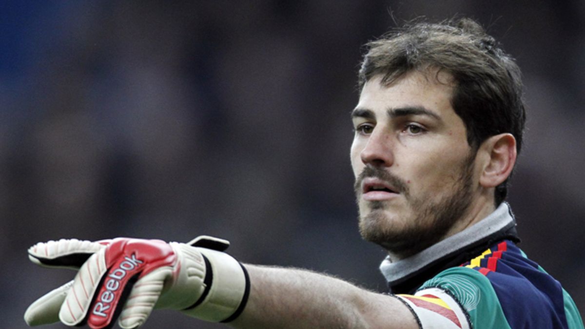 Casillas debe ser titular Casillas debe ser titular