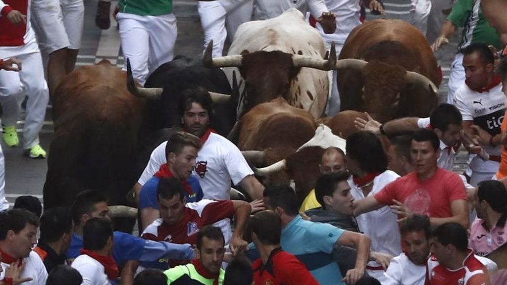 Cuatro corredores heridos