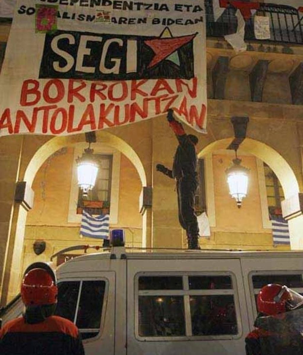 Segi se disuelve.