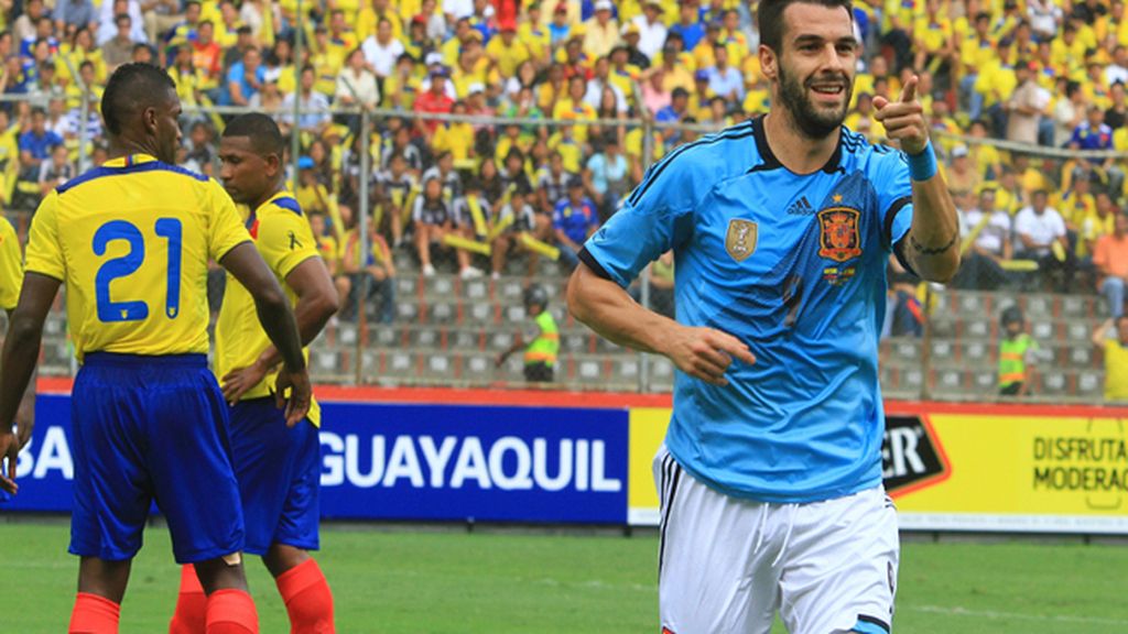 La Roja se impone en el llamado 'partido del siglo' en Guayaquil