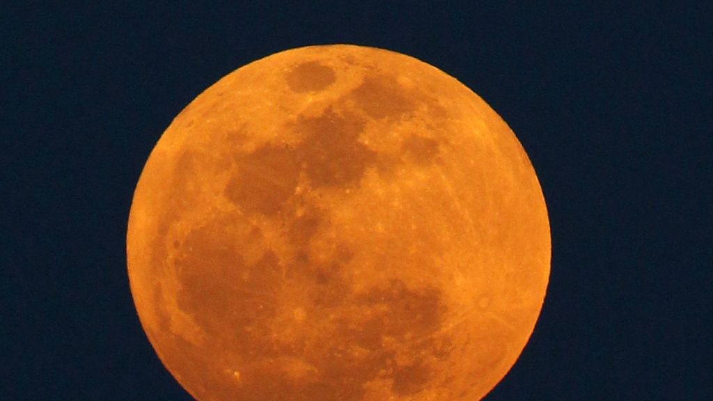 La 'superluna' se come la Tierra