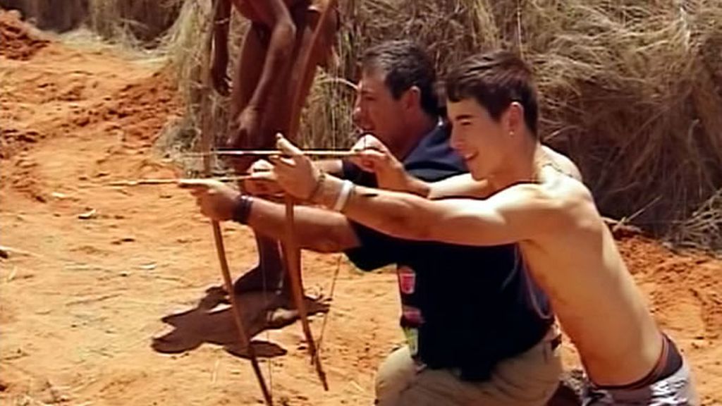 La caza, un elemento importantísimo en la cultura de los bushman y que sólo realizan los hombres