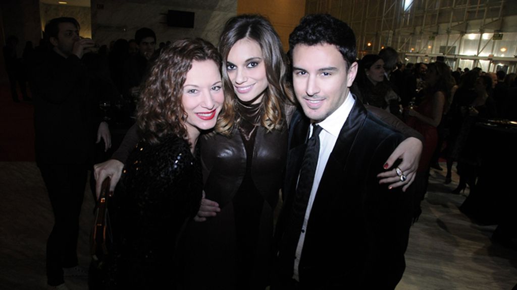 Eva Almaya, Norma Ruiz y el estilista Victor Blanco