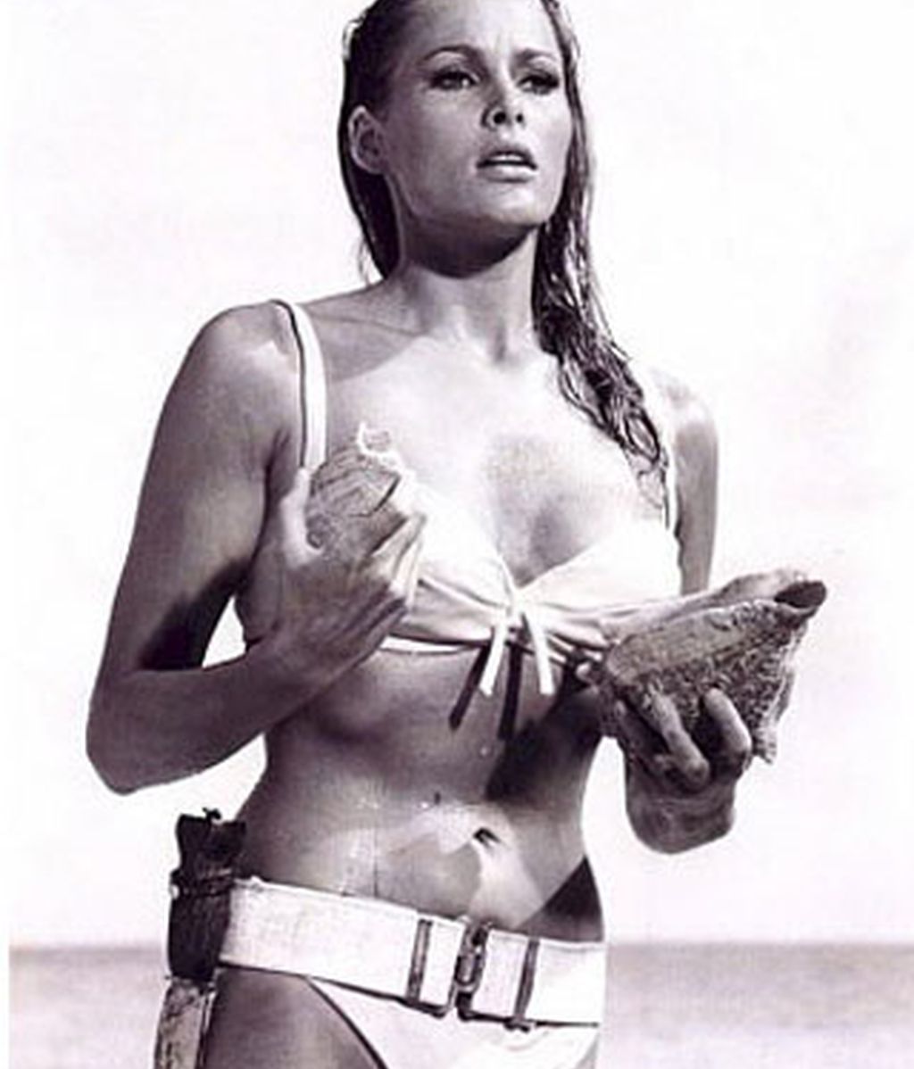 ursula andress