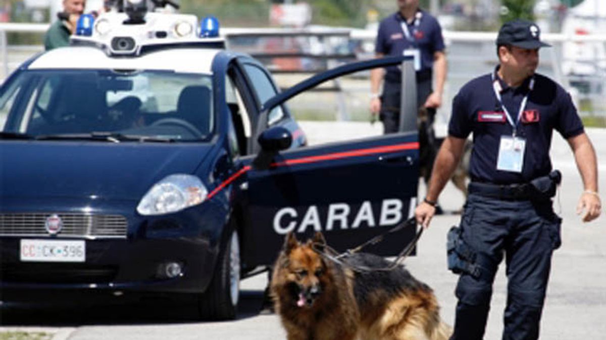 Anarquistas se atribuyen las bombas en embajadas en Italia