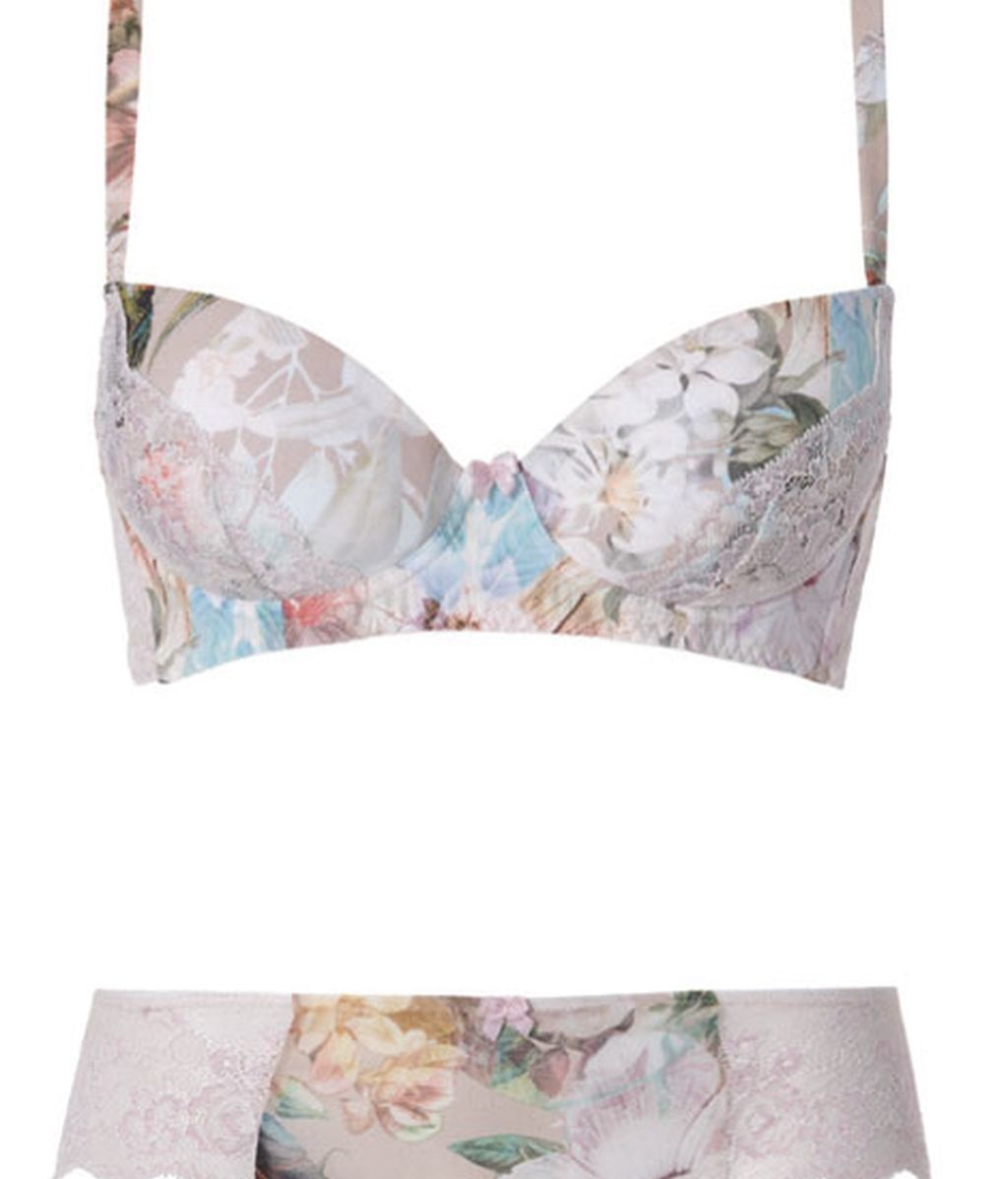 Con estampado floral