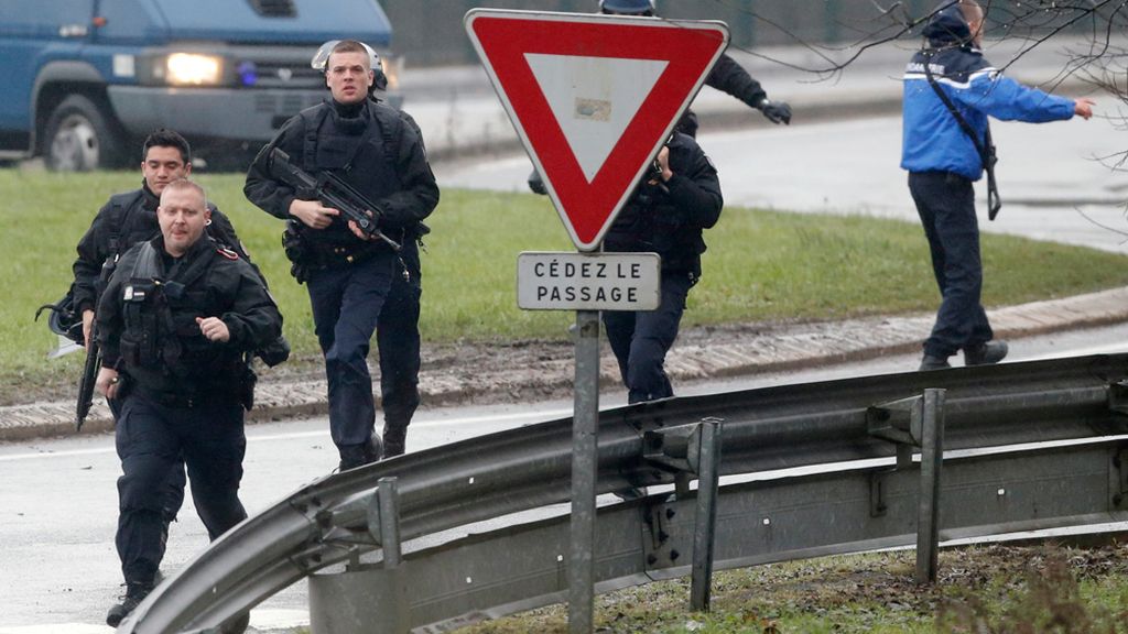 Despliegue policial en el noreste de París