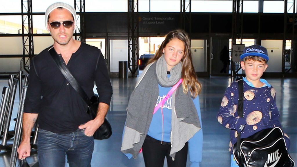 Duelo de estilismos en los aeropuertos