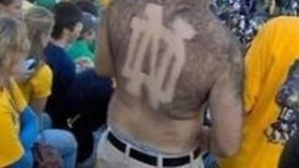 El vello masculino convertido en arte