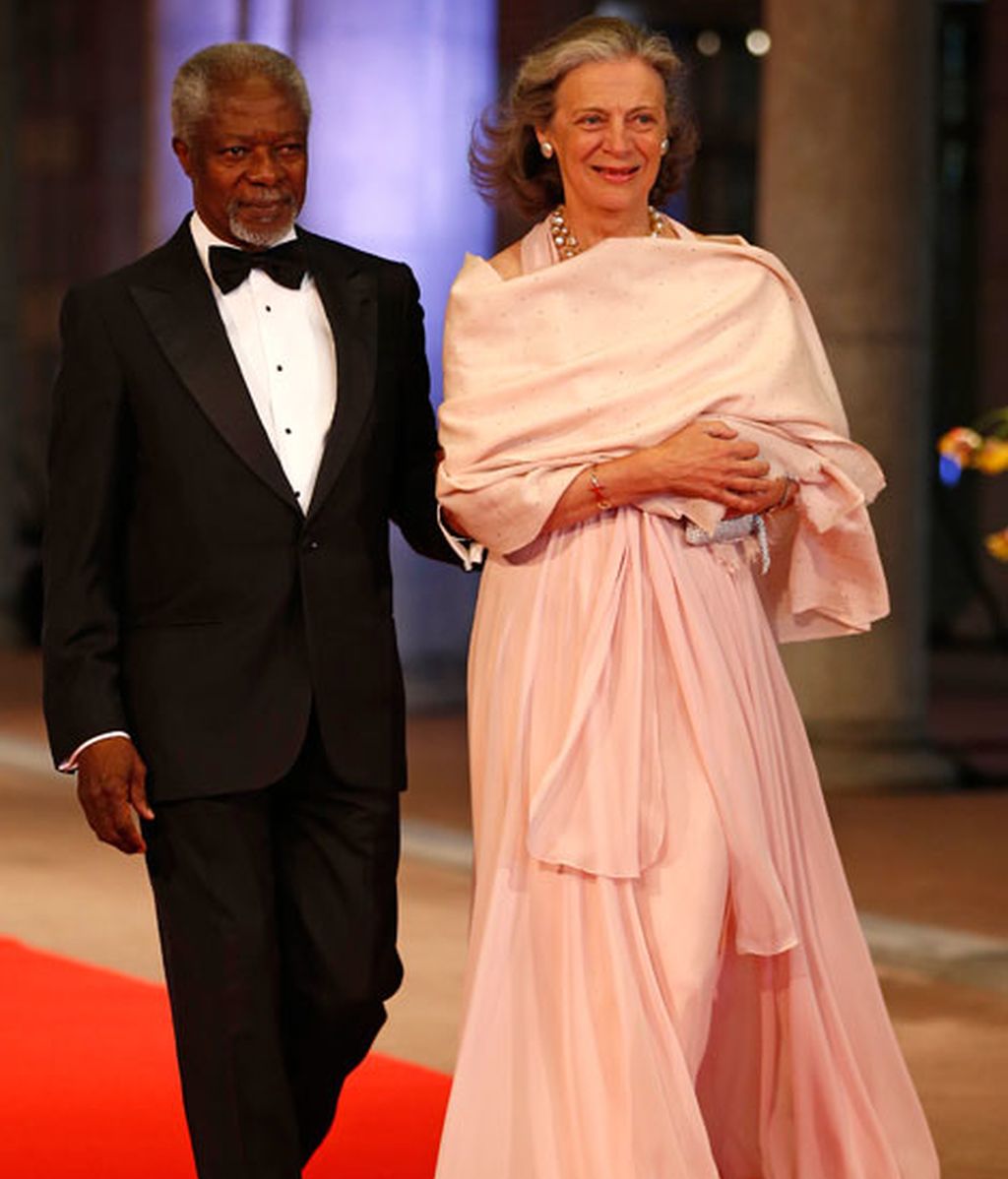 Kofi Annan, secretario general de la ONU, y su mujer