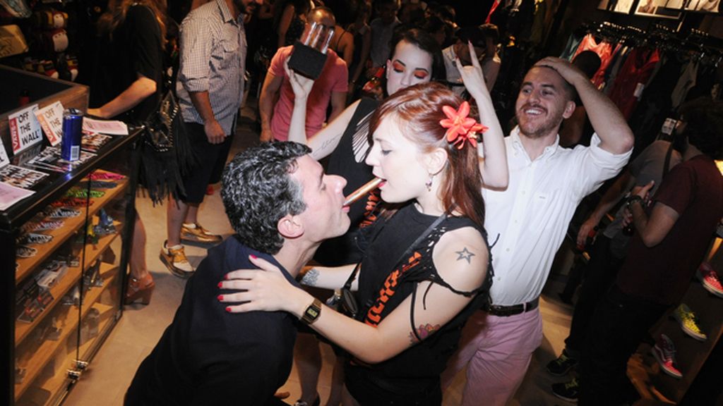 El ambiente de la fiesta no decayó en toda la noche gracias a los chupitos y la buena música