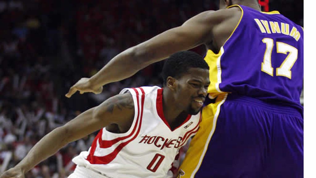 Los Rockets empatan la eliminatoria Los Rockets empatan la eliminatoria