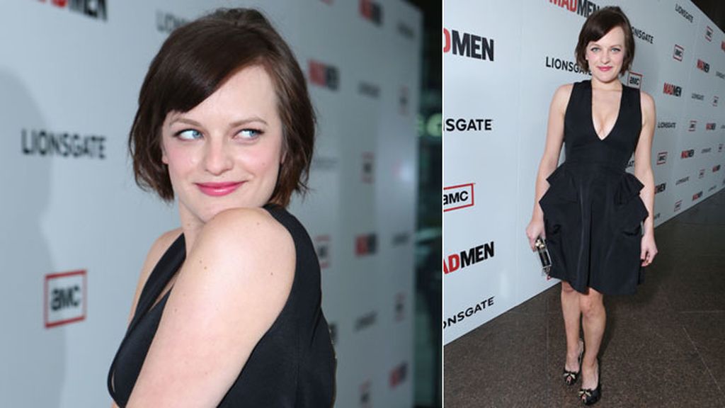 Una coqueta Elisabeth Moss llevó labios rosas y escote de vértigo